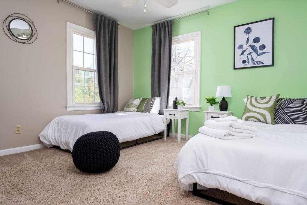 Serenity Beach House In Central Ilm W/ King Bed Wilmington Exteriör bild