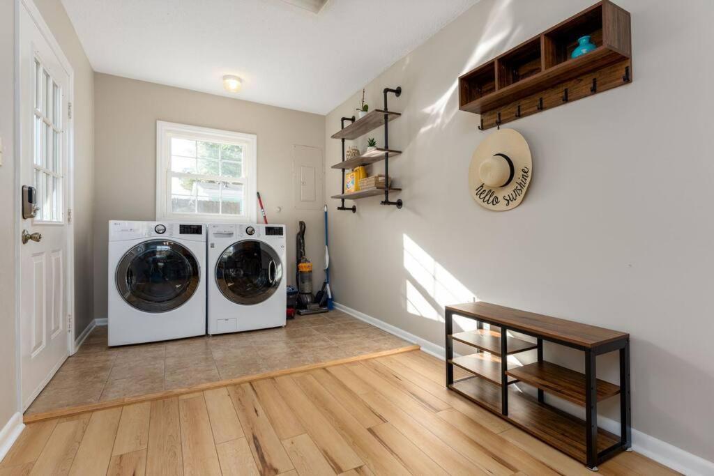 Serenity Beach House In Central Ilm W/ King Bed Wilmington Exteriör bild