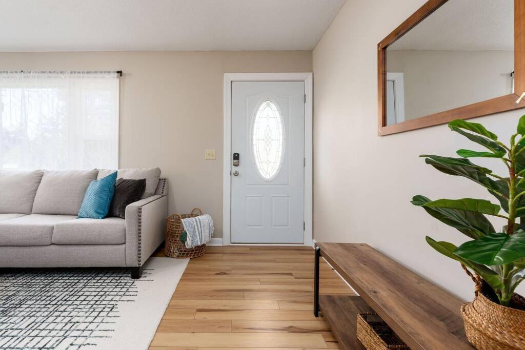 Serenity Beach House In Central Ilm W/ King Bed Wilmington Exteriör bild