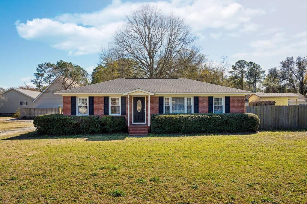 Serenity Beach House In Central Ilm W/ King Bed Wilmington Exteriör bild